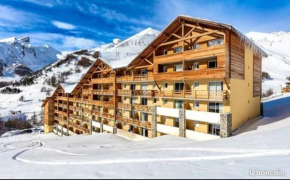 FOUX D ALLOS Piscine 6 personnes